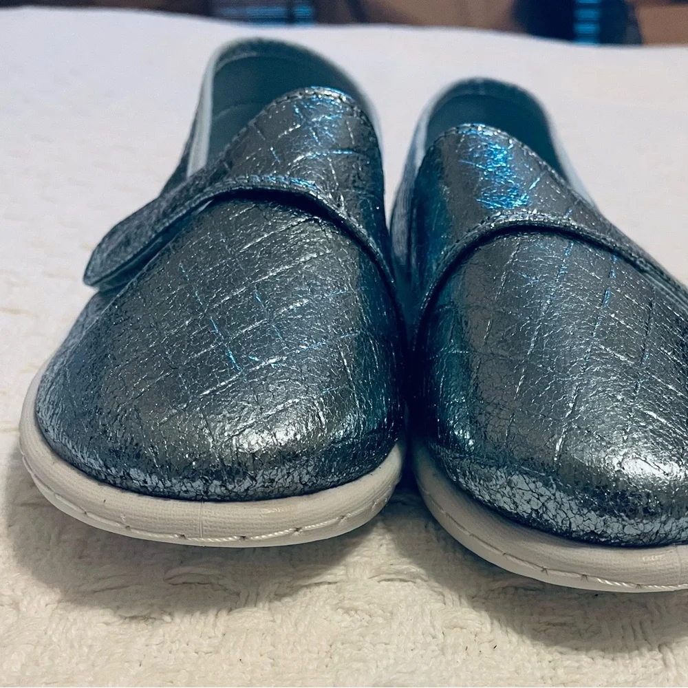 Austin Clothing Co. Kids Metallic Blue‎ Moccasins